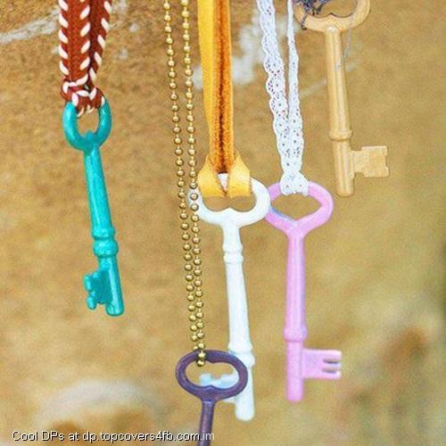 Coloured-Keys-Dsiplay-Picture