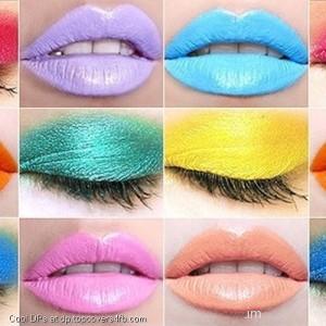 Coloured-Lips-And-Eyes-Dsiplay-Picture