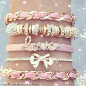Love-Butterfly-Bracelet-Display-Picture