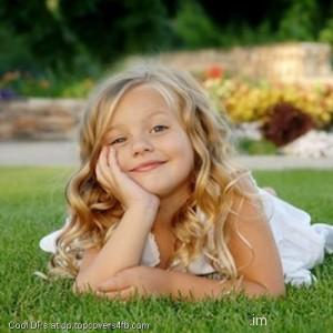 Cute-Girl-Expression-Display-Picture