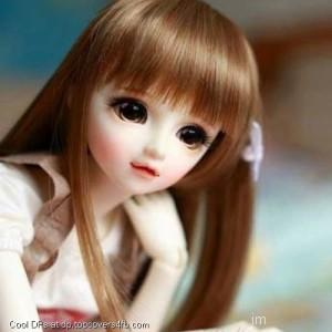 Cute-Little-Gorgeous-Doll-Display-Picture