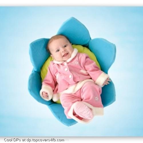 Cute-Newborn-Baby-Display-Picture