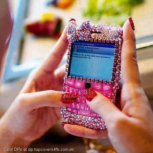 Glittery-Pink-Cell-Nail-Art-Display-Picture