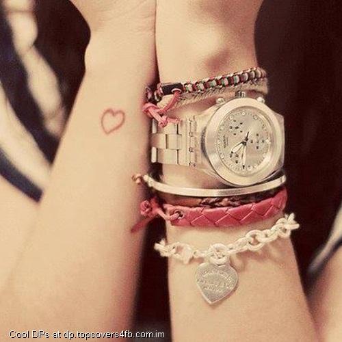 Hand-Watch-Style-Display-Picture