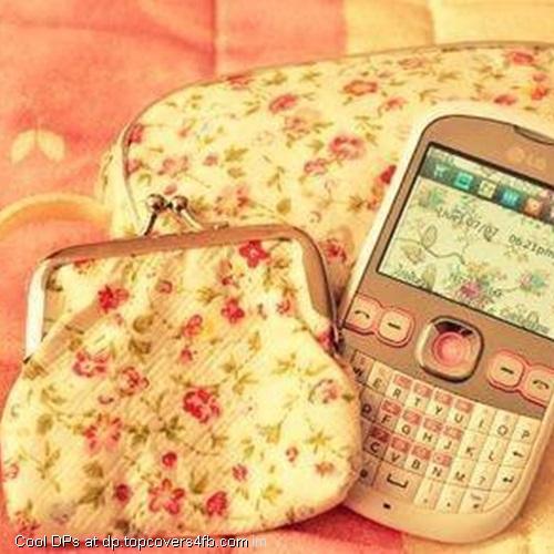 Pink-Baby-Cell-Phone-Cover-Display-Picture