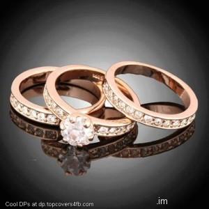 Simple-Gold-Rings-Display-Picture