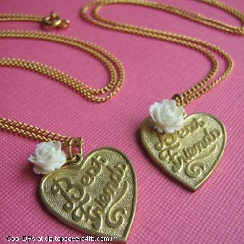 Best-Friends-Pendant-Display-Picture