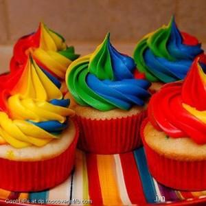Colorful-Creamy-Cupcakes-Display-Picture