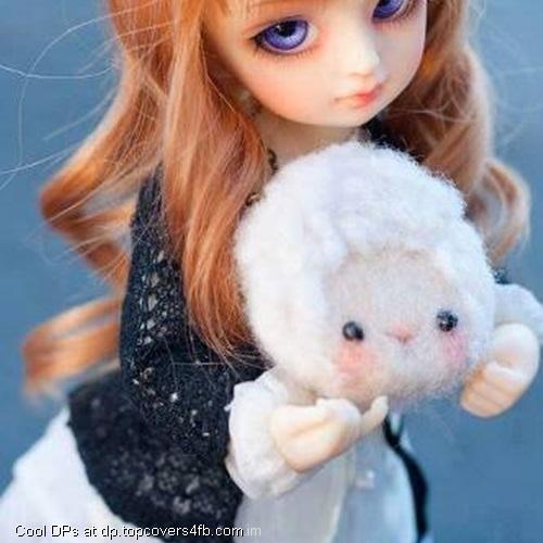 Doll-With-Her-Toy-Display-Picture