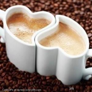Heart-Coffee-Cups-Display-Picture