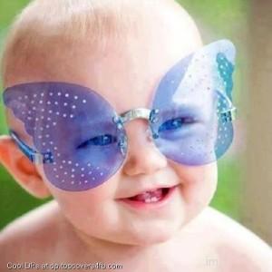 Laughing-Baby-Glasses-Display-Picture