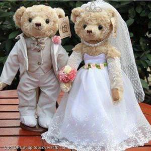 Mr-And-Mrs-Teddy-Bear-Display-Picture