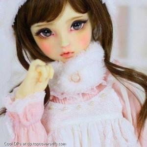Winter-Cold-Doll-Display-Picture
