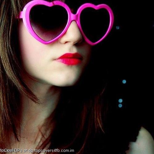 My-Pink-Heart-Goggles-Style-Display-Picture