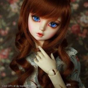 Blue-Eyes-Doll-Display-Picture