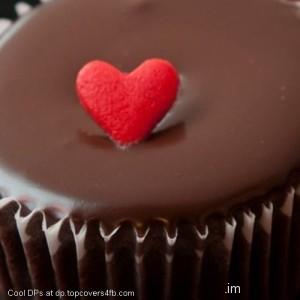 Love-Chocolate-Cake-Display-Picture