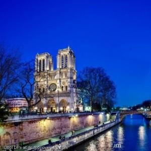 Notre-Dame-Cathedral-Paris-Display-Picture