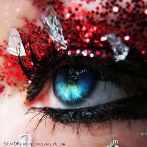 Red-Shinny-Eye-Display-Picture