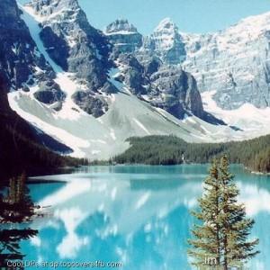 Snow-Covered-Mountains-Display-Picture