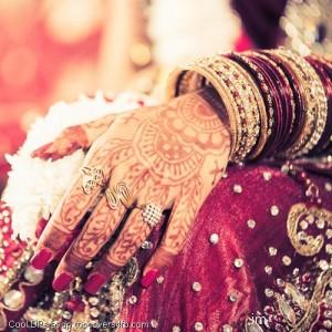 Pretty-Bride-Hands-Display-Picture