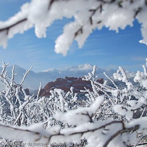 Snow-Mountains-View-Display-Picture