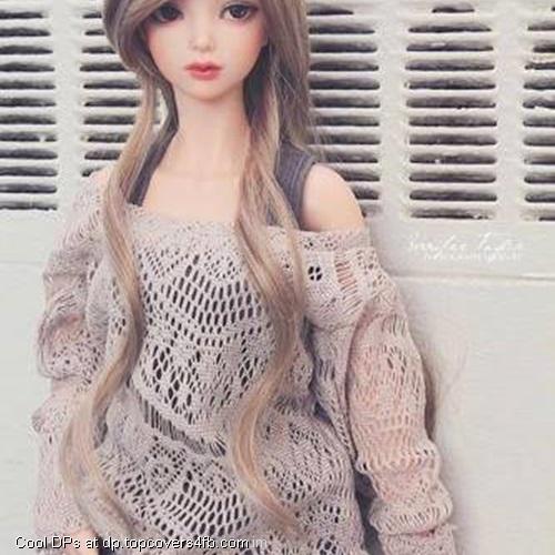 Stylish-Cute-Doll-Display-Picture