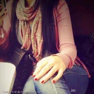 Stylish-Jeans-Girl-Display-Picture