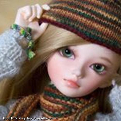 Winter-Cap-Doll-Display-Pucture