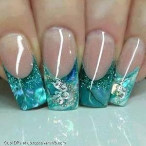 Aqua-Nails-Art-Display-Picture