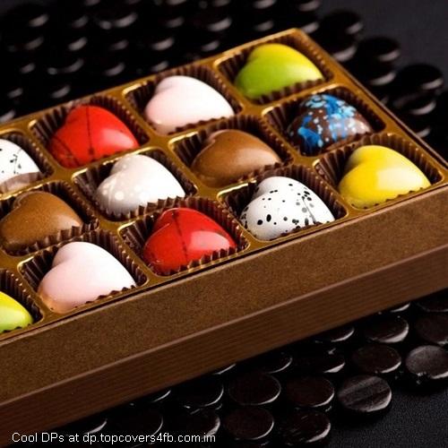 Box-Of-Colorful-Hearts-Display-Picture