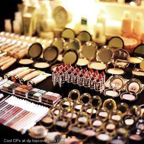 Colorful-Cosmetics-DisplayPicture