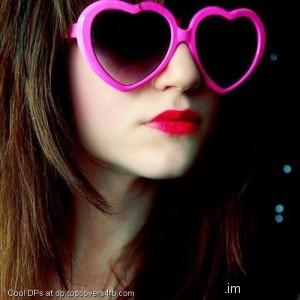 Heart-Shaped-Glasses-Girls-Display-Picture