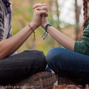 Join-Hands-Couple-Display-Picture