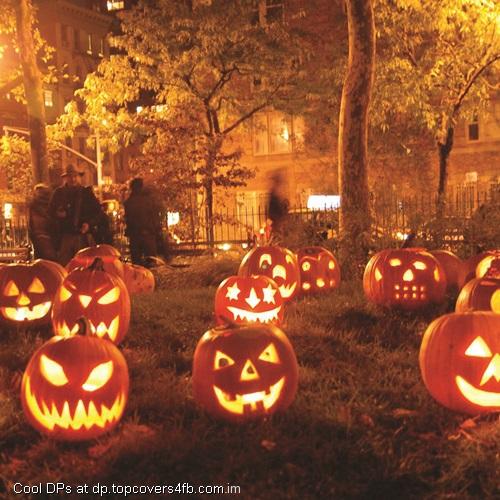 Glowing-Halloween-Pumpkin-Display-Picture - Copy