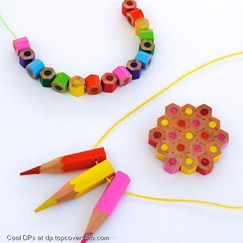 Pencil-Necklace-Display-Picture