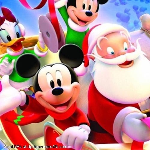 Disney-Christmas-Display-Picture